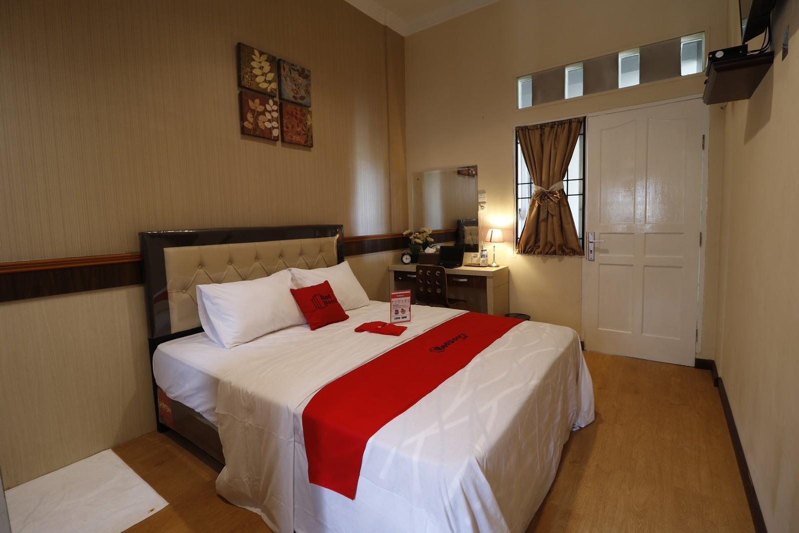 Reddoorz Plus Near Universitas Sumatera Utara Medan Exterior foto